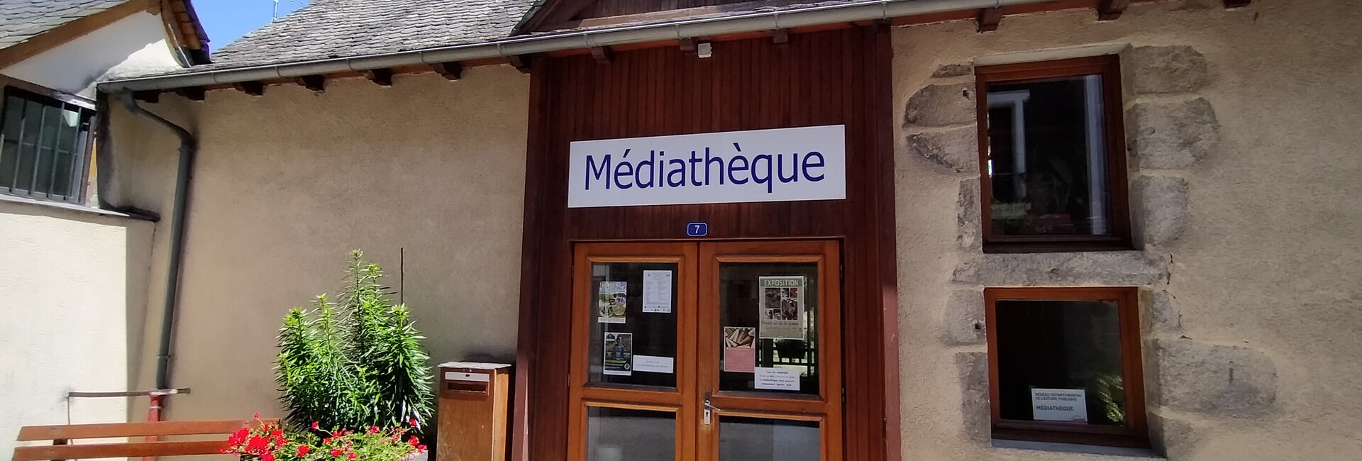 Médiathèque municipale ouverte pour tout public