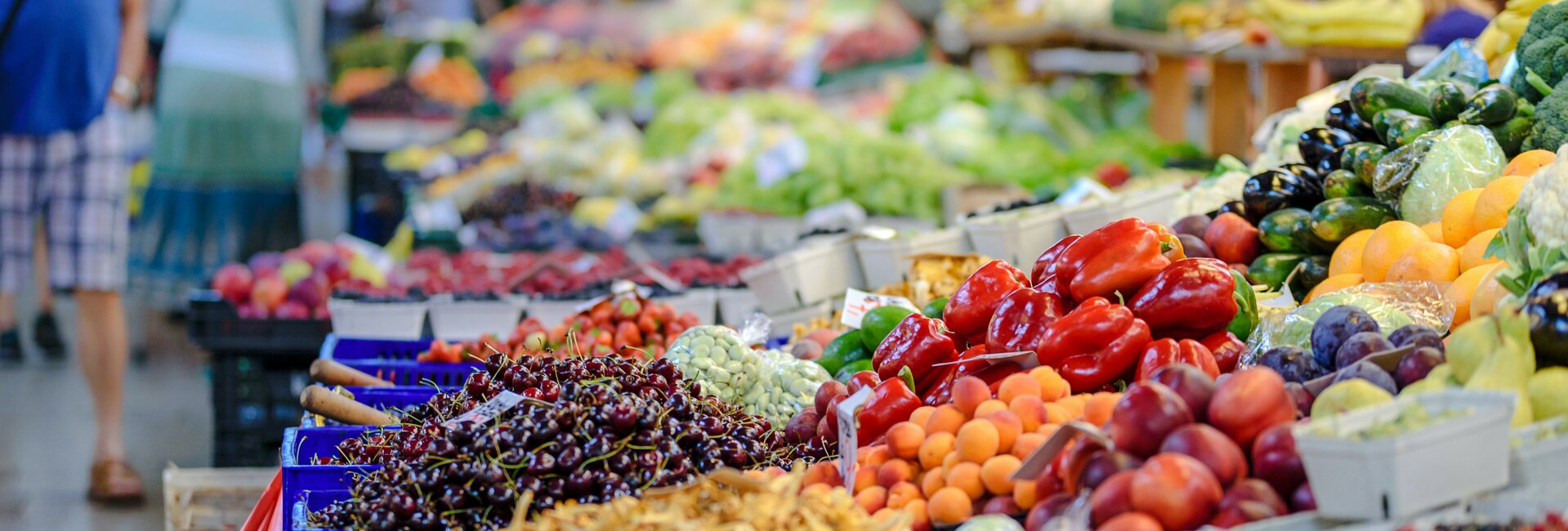 Le marché hebdomadaire de plein vent