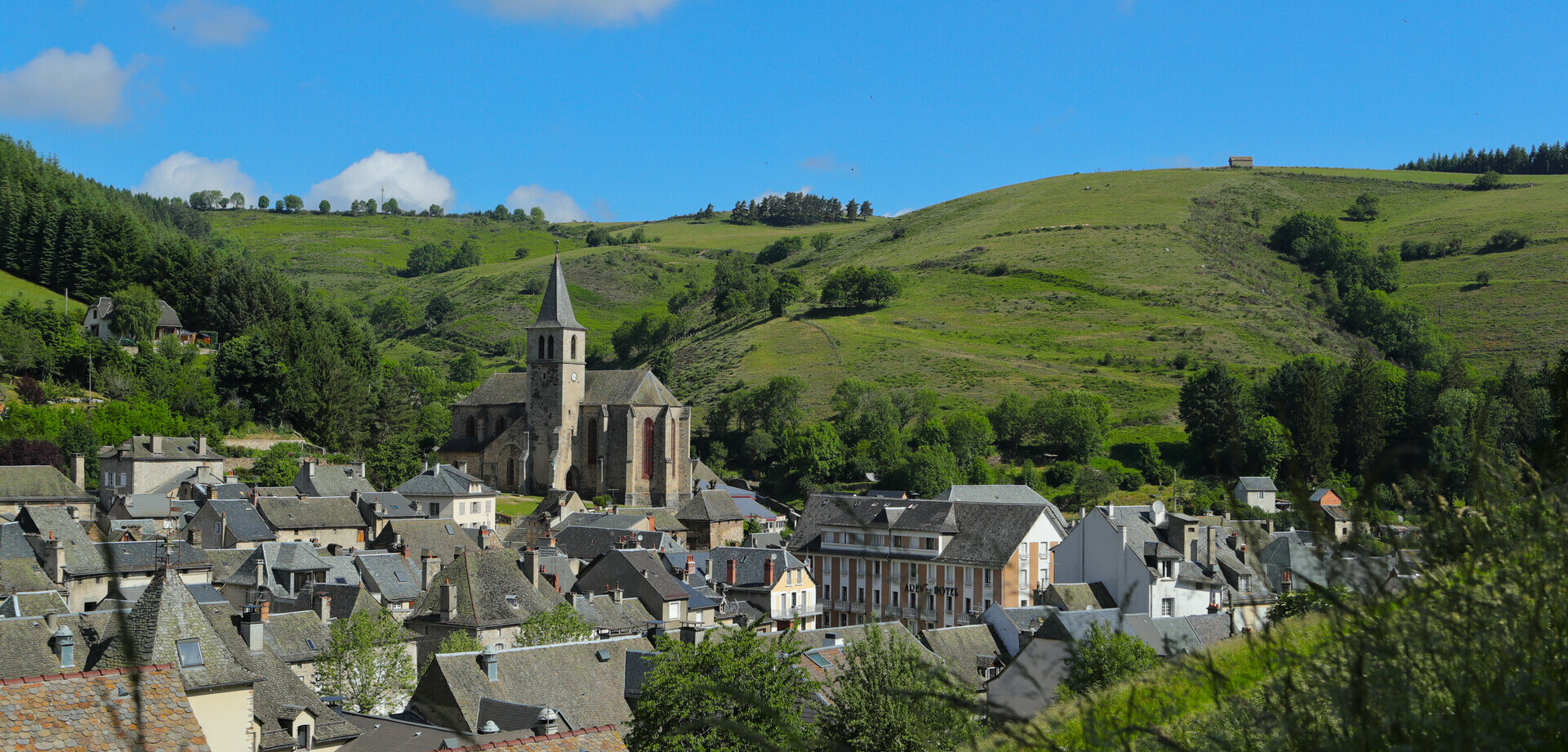 Chaudes-Aigues, station classée de moyenne montagne dans le Cantal